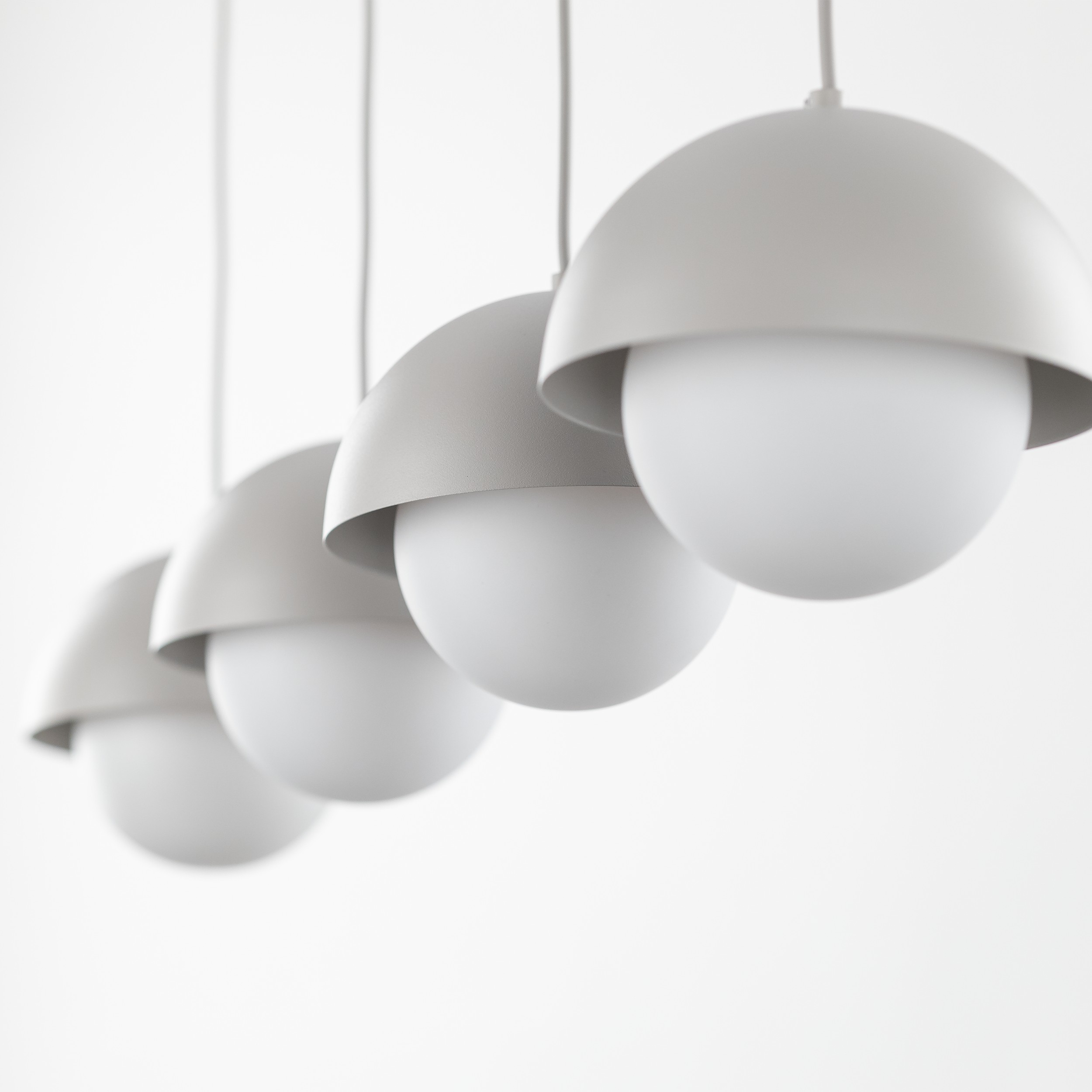 Lampada a sospensione Bono 10213 – Design minimal e raffinato Lampada a sospensione Bono