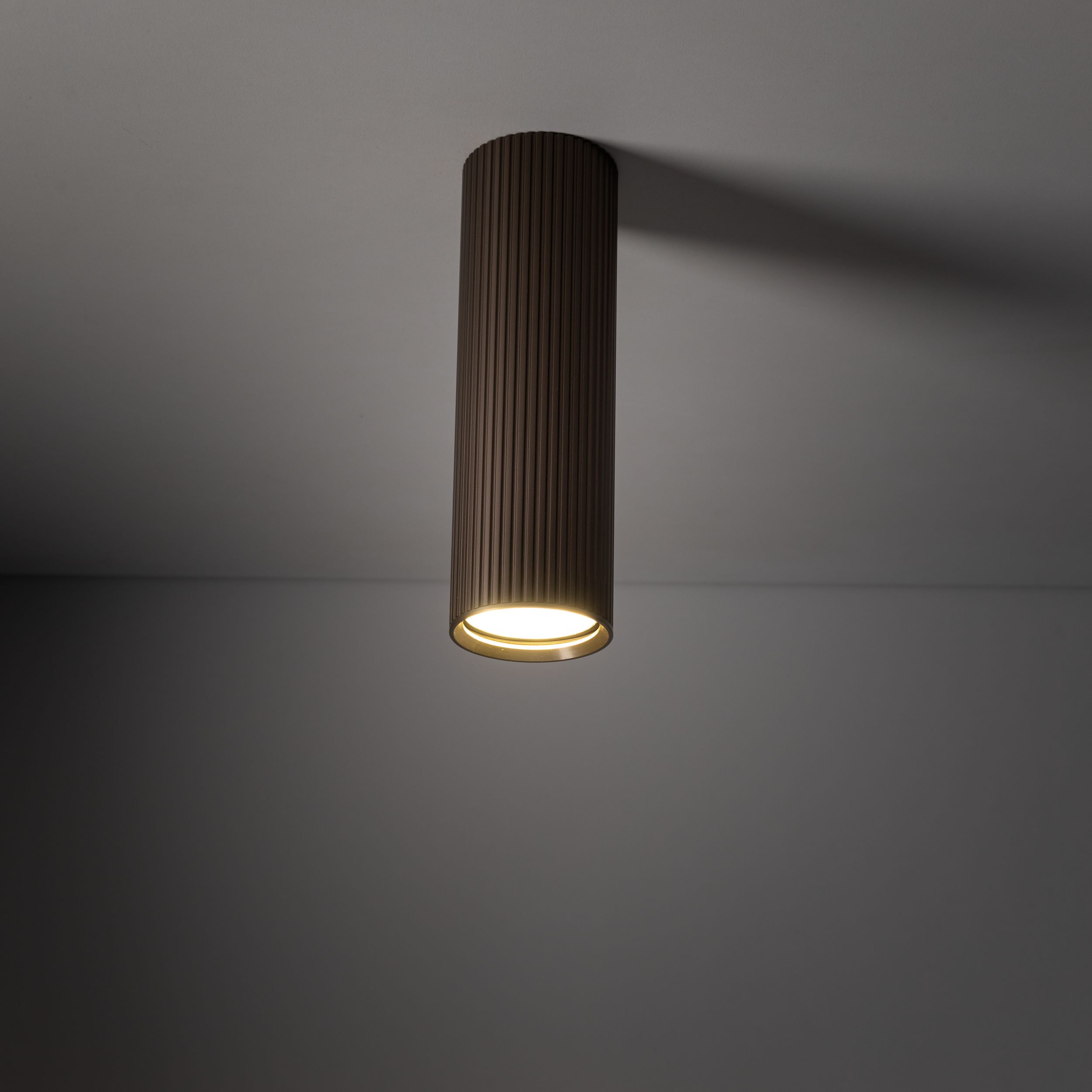 Faretto da soffitto TUNE BROWN M 1XGU10 – Illuminazione moderna Faretto da soffitto TUNE BROWN M 1XGU10 – Illuminazione moderna - immagine 3